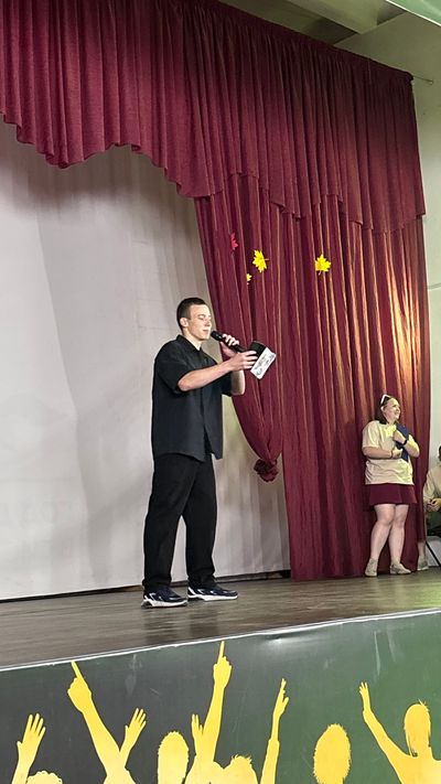 Кандидаты представляют свои программы