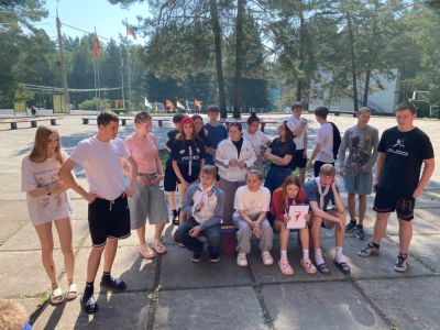 Совместное выполнение заданий участниками смены