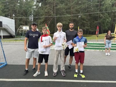 Команда празднует забитый гол