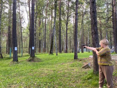 Соревнование педагогов на стрелковом рубеже